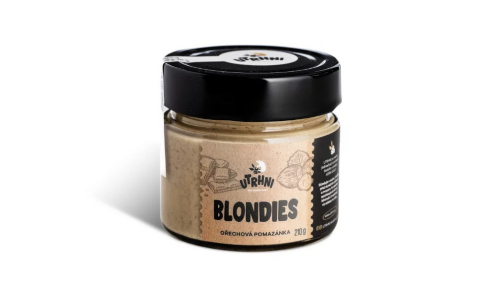 Blondies – ořechové máslo, lískové ořechy & mandle s bílou čokoládou